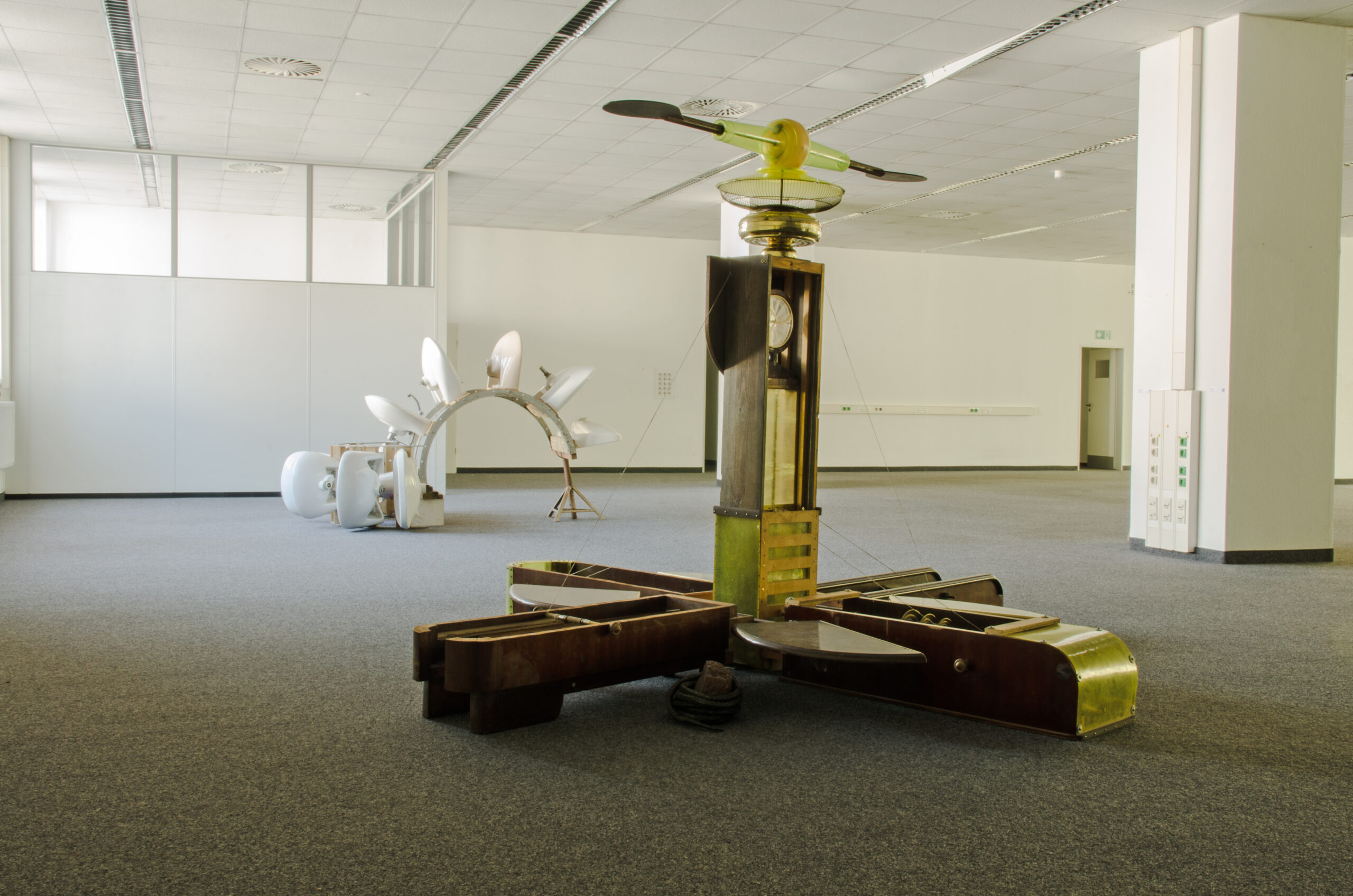System, Installation von Stefan Zöllner auf der ArtArtist 2026